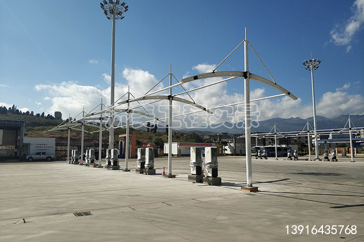 2021年5月20日廣東茂名充電站開始安裝